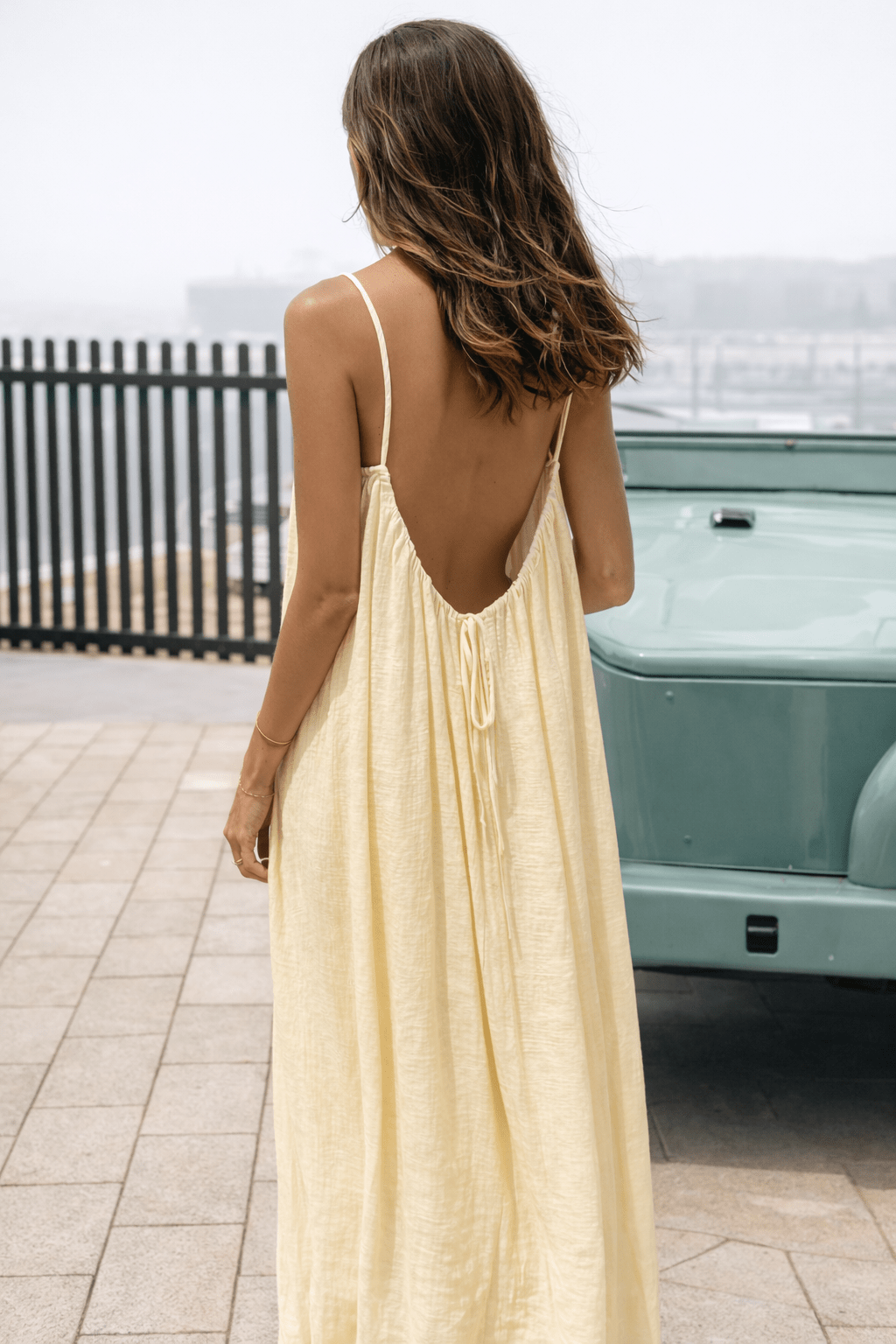Backless Maxi Dress Velle Noir Backless Maxi Dress Velle Noir