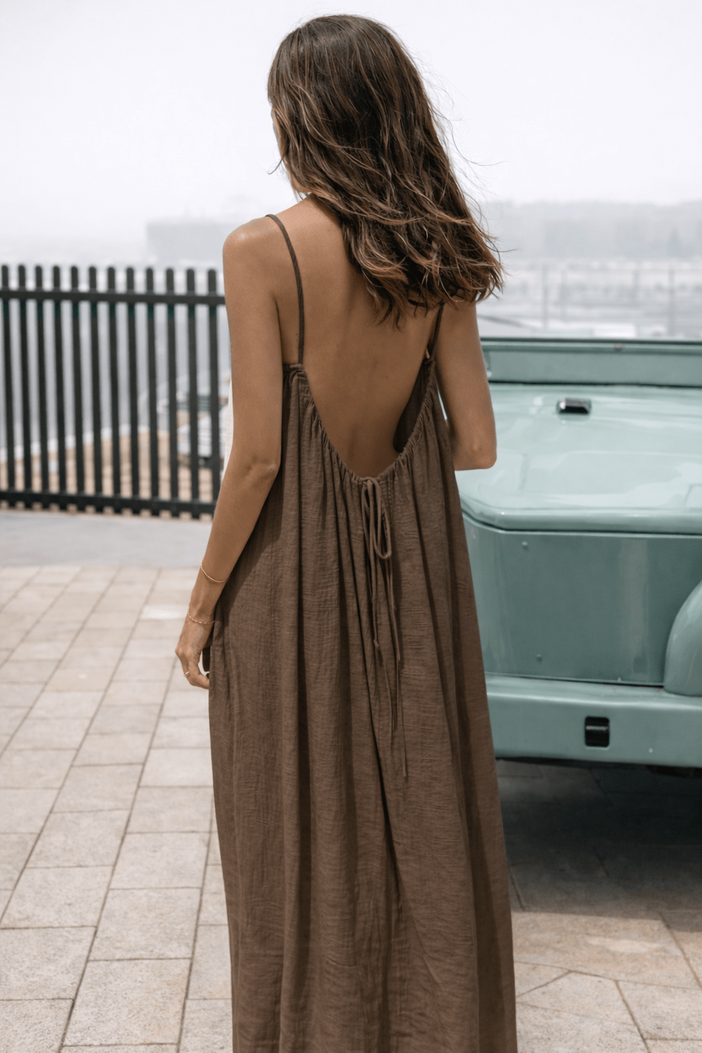Backless Maxi Dress Velle Noir Backless Maxi Dress Velle Noir